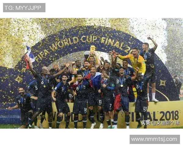 揭晓令人惊讶的足球明星背后的故事与成就分析