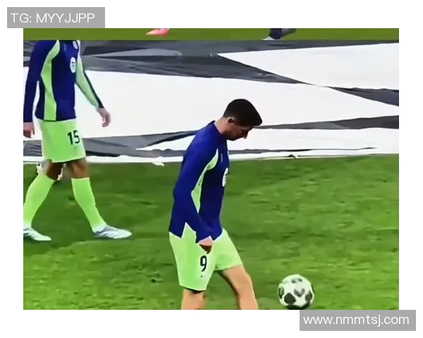 足球明星颠球技巧视频解析教你如何轻松掌握颠球技巧提升足球水平