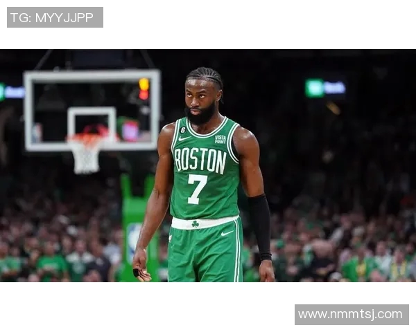 杰伦布朗：从新星崛起到NBA全明星的奋斗历程与未来展望